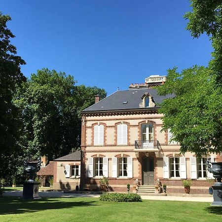 Chateau De Montabert Montaulin 外观 照片