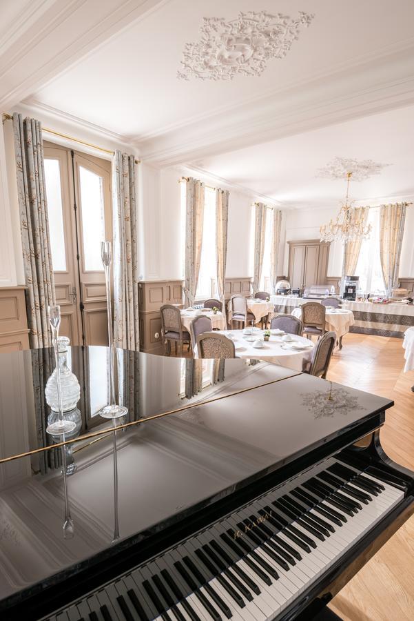 Chateau De Montabert Montaulin 外观 照片